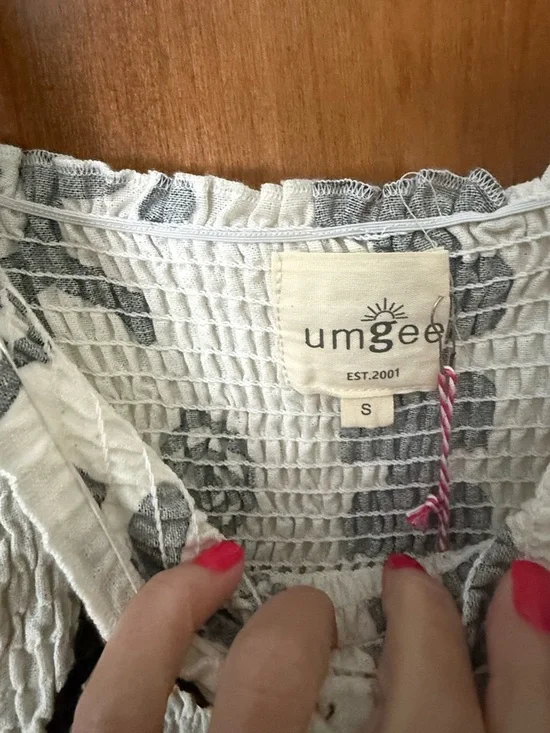 NWT: Umgee White and Black Smocked Sundress with Tribal Motif - Picture 3 of 6